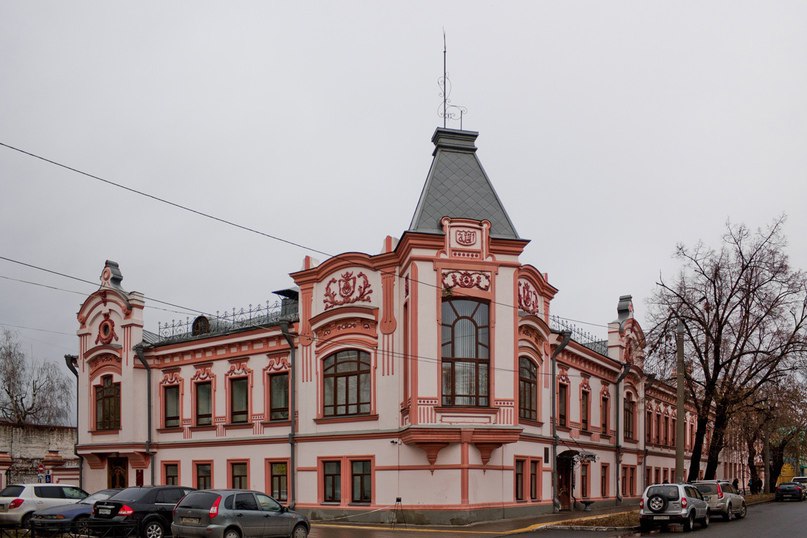 Особняк в стиле модерн псевдобарочного направления